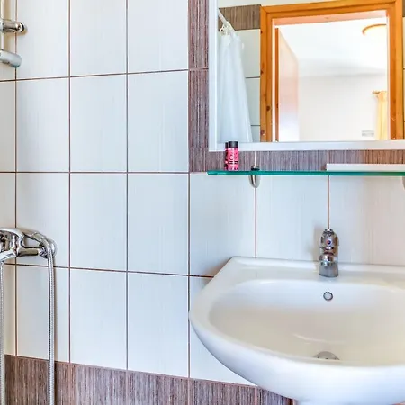 Pensjonat Verginarooms Nea Poteidaia